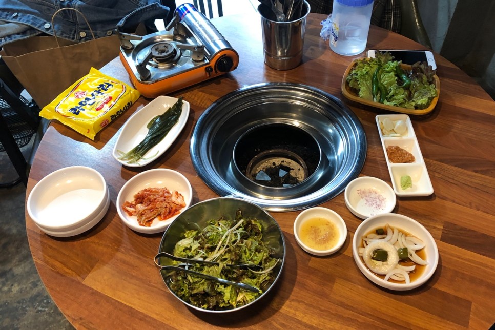 육식러 이미지