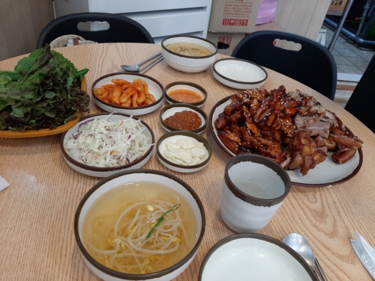 와우왕불족발 이미지