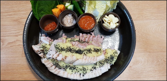 일품왕족발 이미지