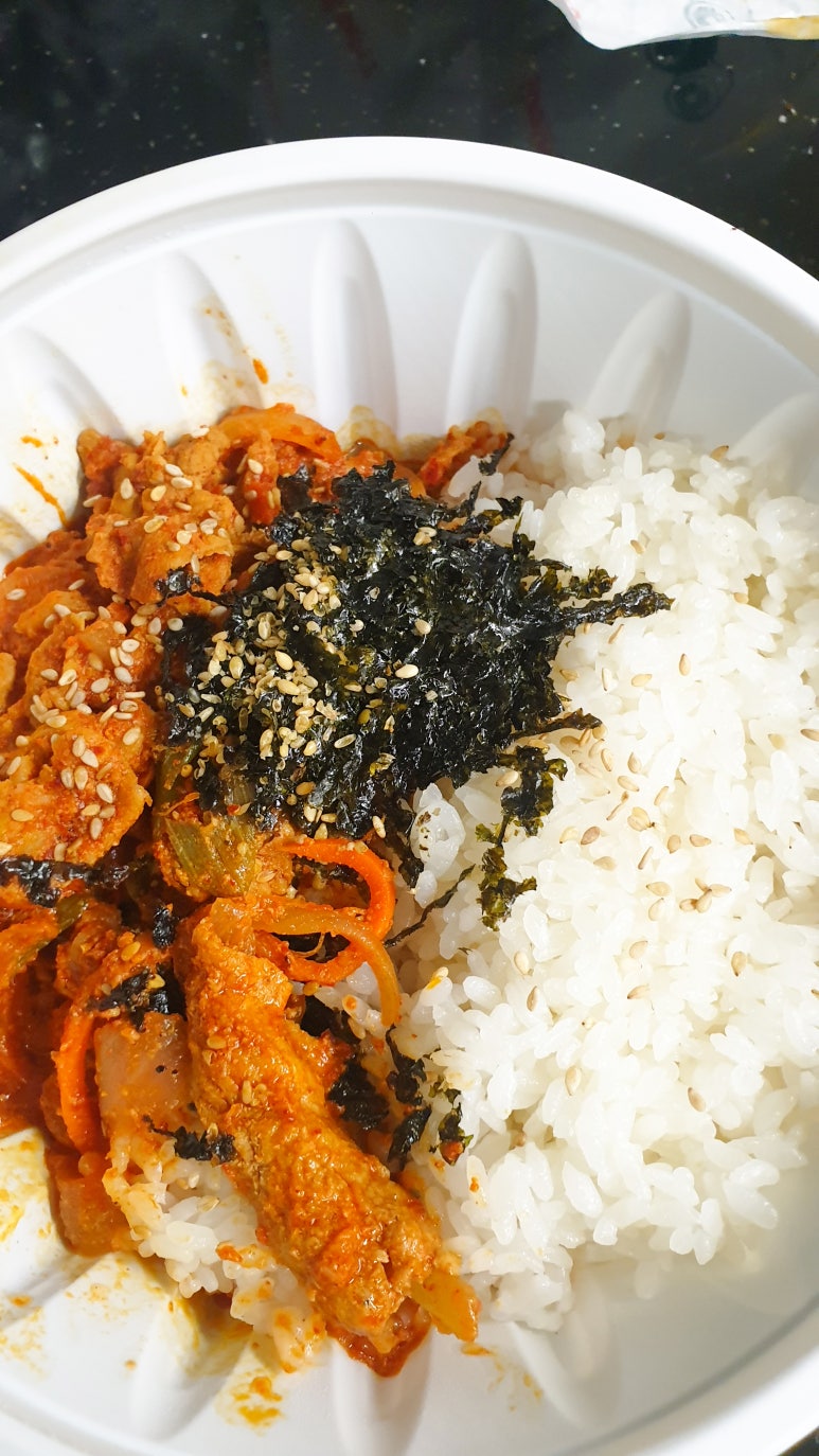 정성스러운김밥 이미지