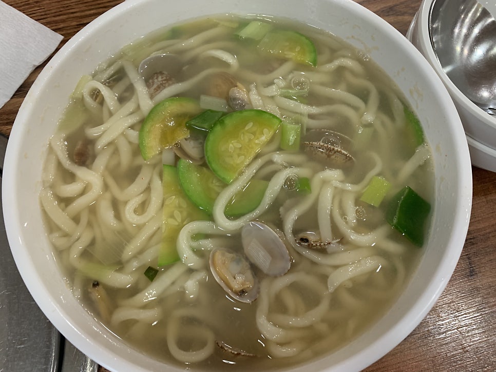 타래바지락칼국수 이미지