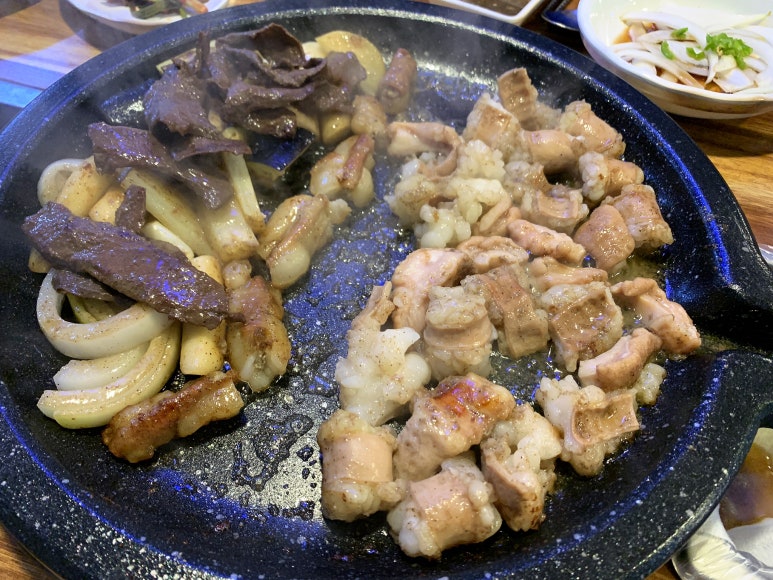 명가한우곱창전문 이미지