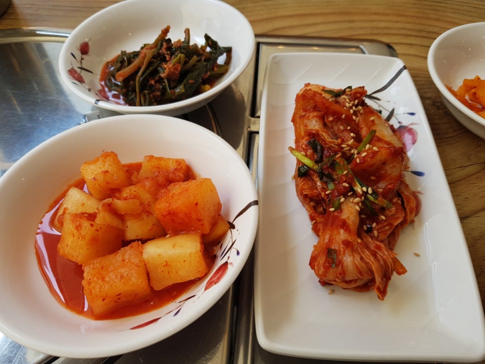 산능이네능이버섯백숙 이미지