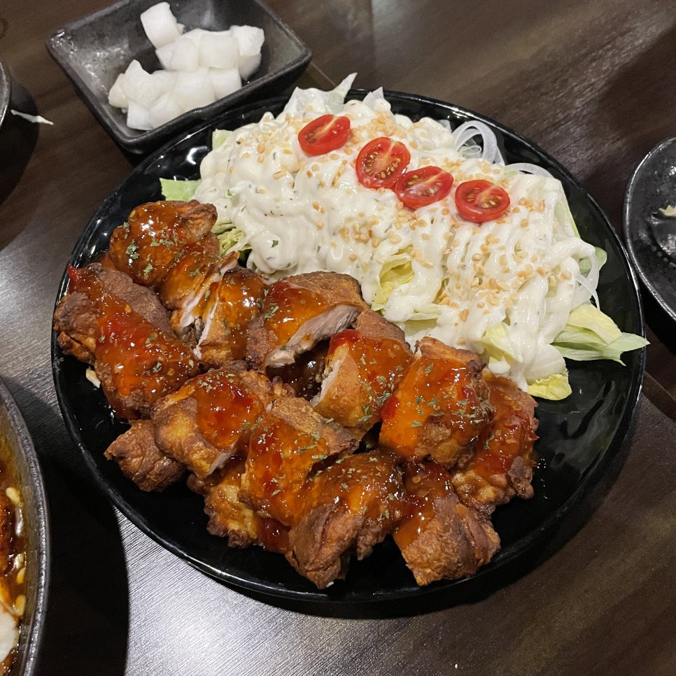 총각셰프의 꿉닭 먹짱 이미지