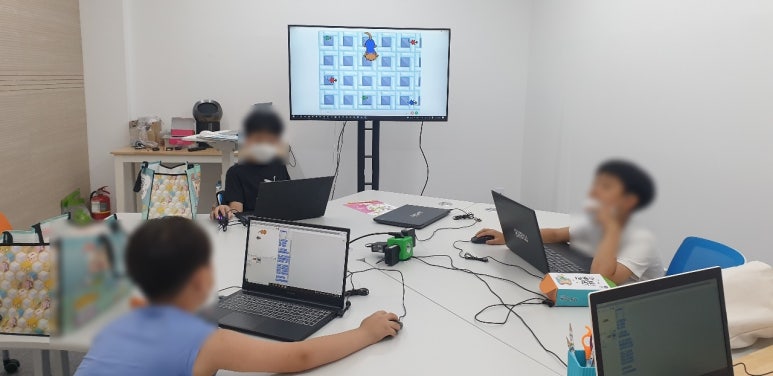 인텔마이티인공지능코딩학원 이미지