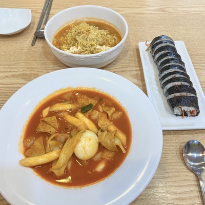 보보세자매김밥 이미지