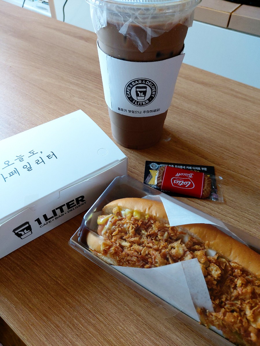 카페일리터앤바 이미지