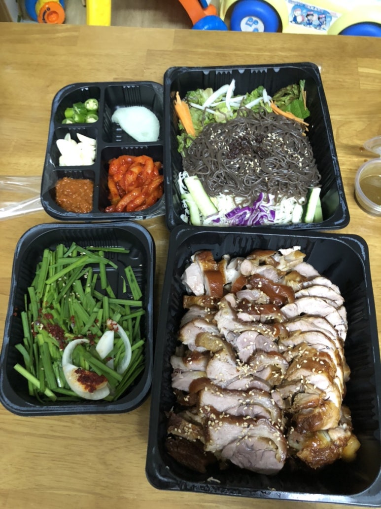 거창총각족발 이미지