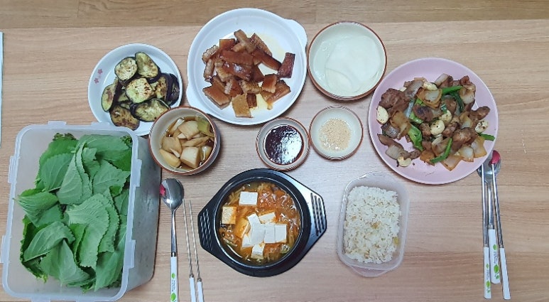뒷고기랑껍데기 이미지
