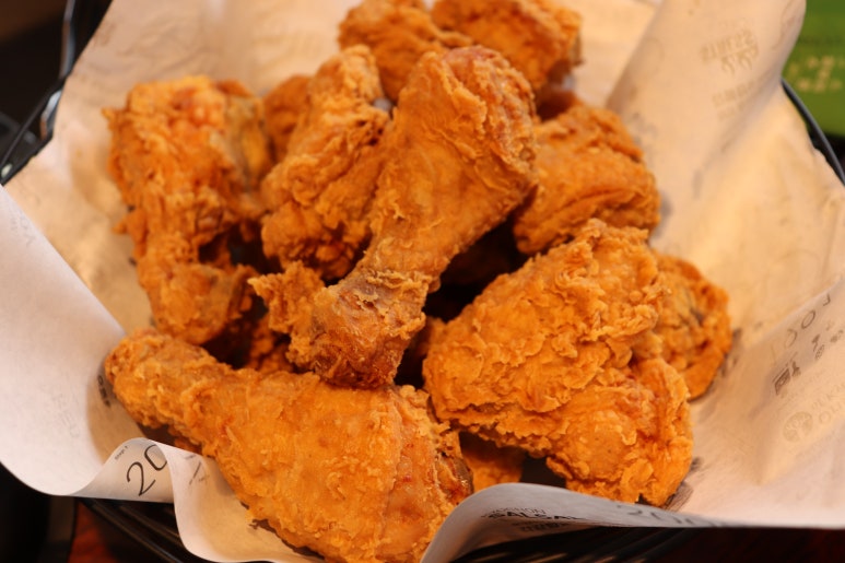 교촌치킨광주 이미지