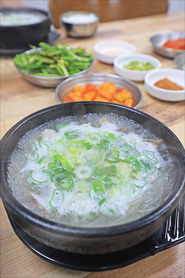 가마솥소머리국밥 이미지