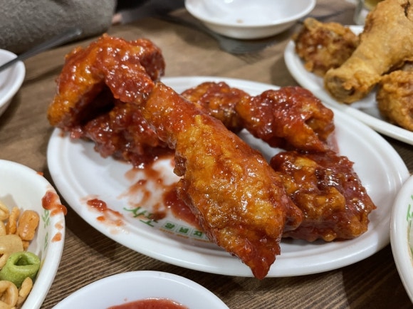 사또치킨 이미지