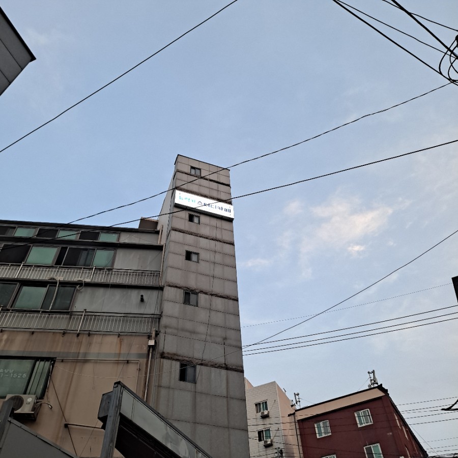 뉴럭키스터디카페 이미지
