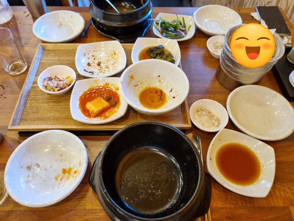 윤닭능이백숙 이미지