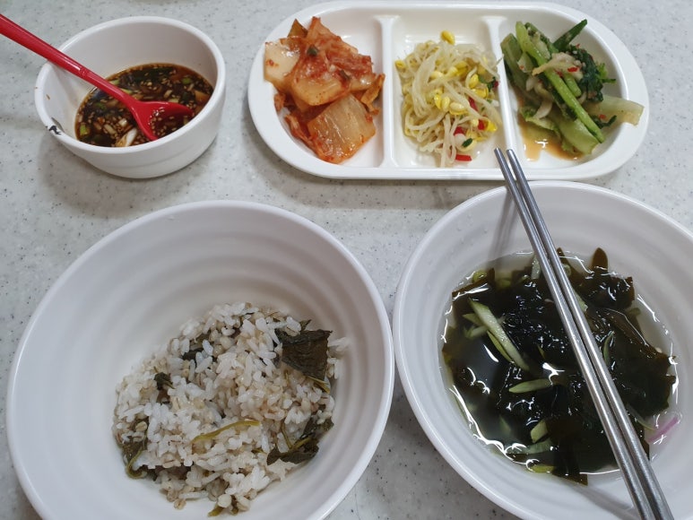 샤르르손칼국수 이미지