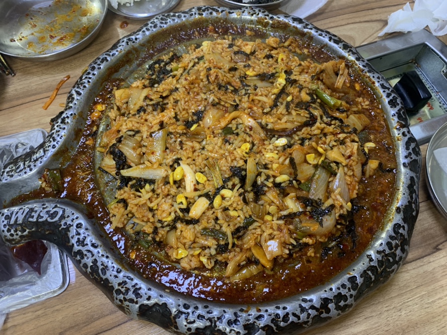 통돼지 두루치기 김치찌개 전문점 이미지