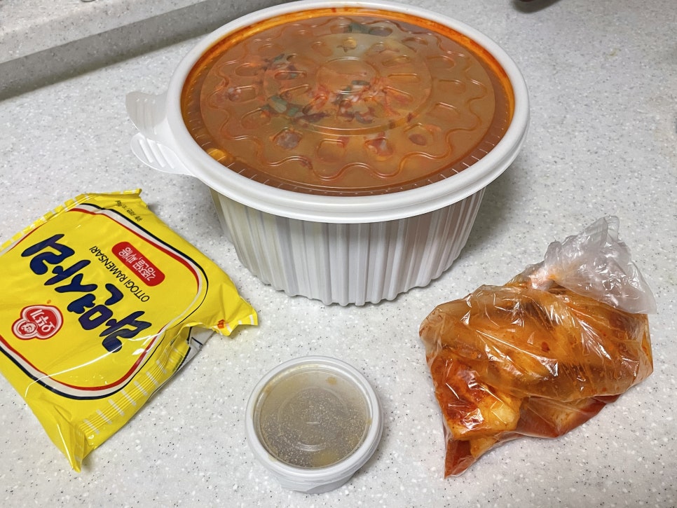 저팔계감자탕 이미지