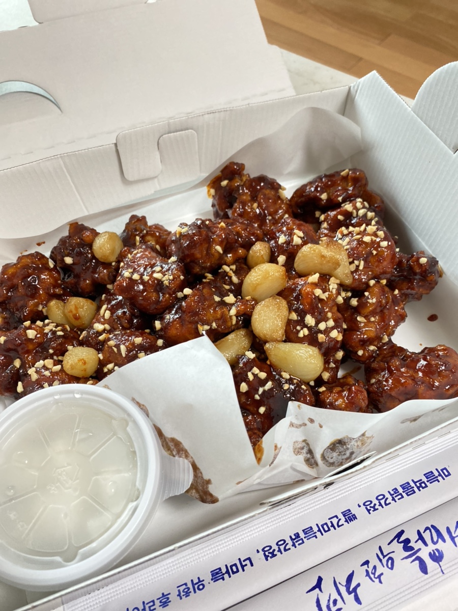 시장닭패밀리치킨 이미지