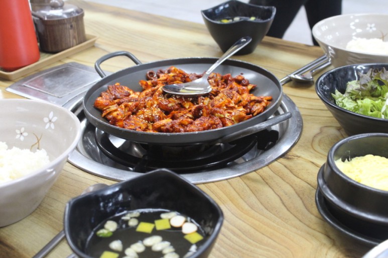난타쭈꾸미 이미지