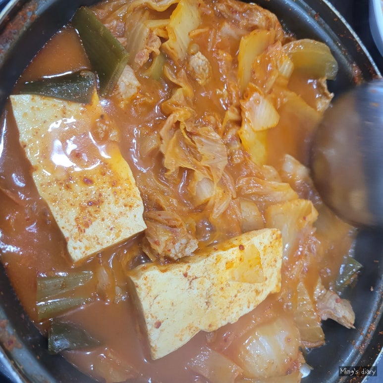 복돼지김치찌개 이미지