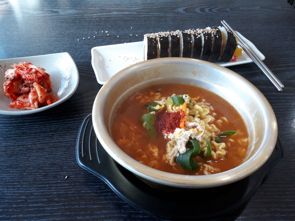 광판팔뚝김밥 이미지