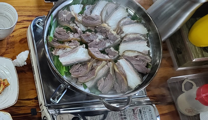 팔영산토종흑염소 이미지