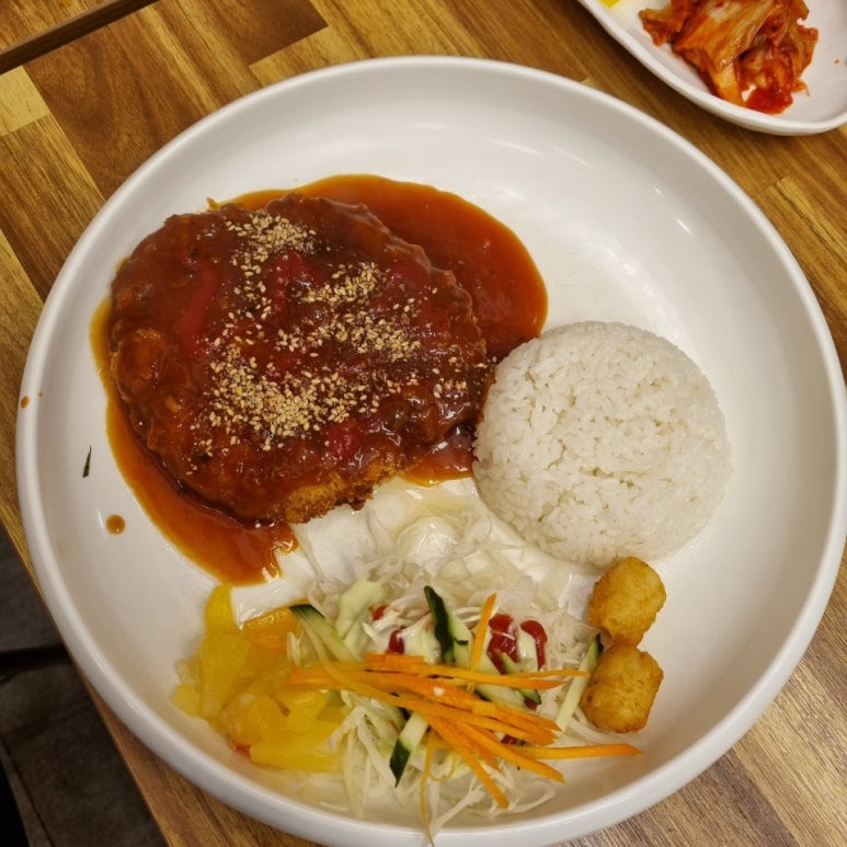 본좌김밥 이미지
