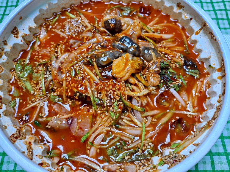밤푸스치킨 이미지