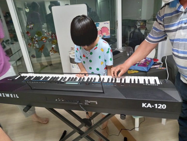 영창피아노예산홍성 이미지