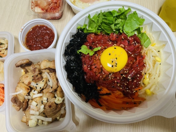 눌림이네 꼬기왕 비빔밥 이미지