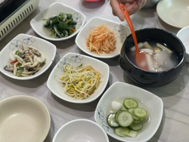사랑방식당 이미지