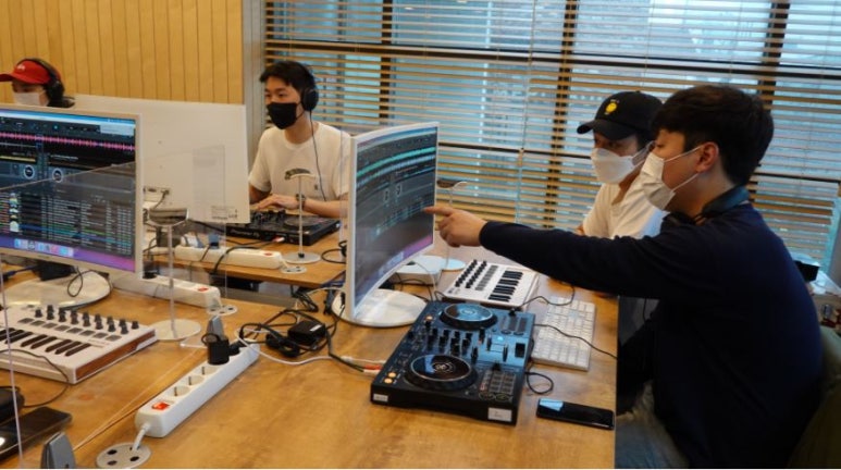 디제이 이미지