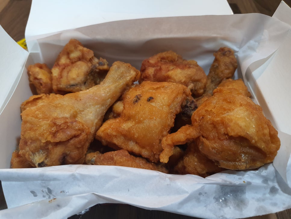 동근이숯불두마리치킨 이미지