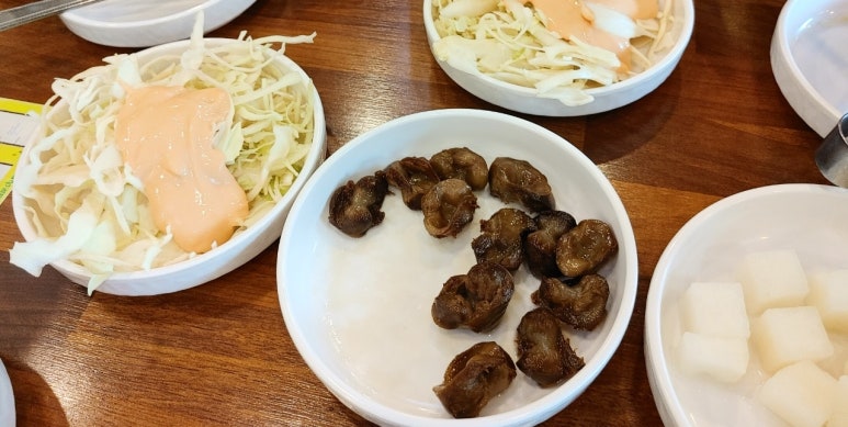 꿀벌치킨 이미지