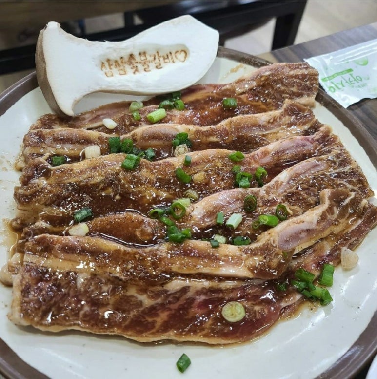 삼삼숯불갈비 이미지