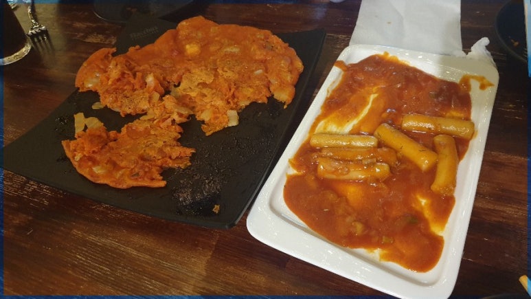 냥냥떡볶이 이미지