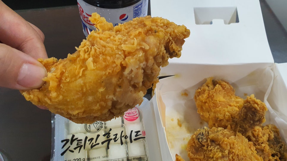 갓튀긴후라이드 이미지