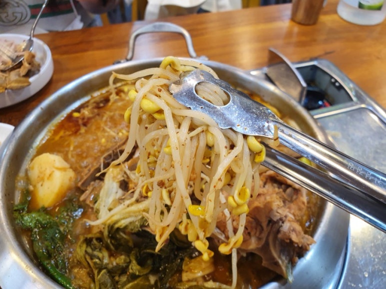 놀부네감자탕 이미지
