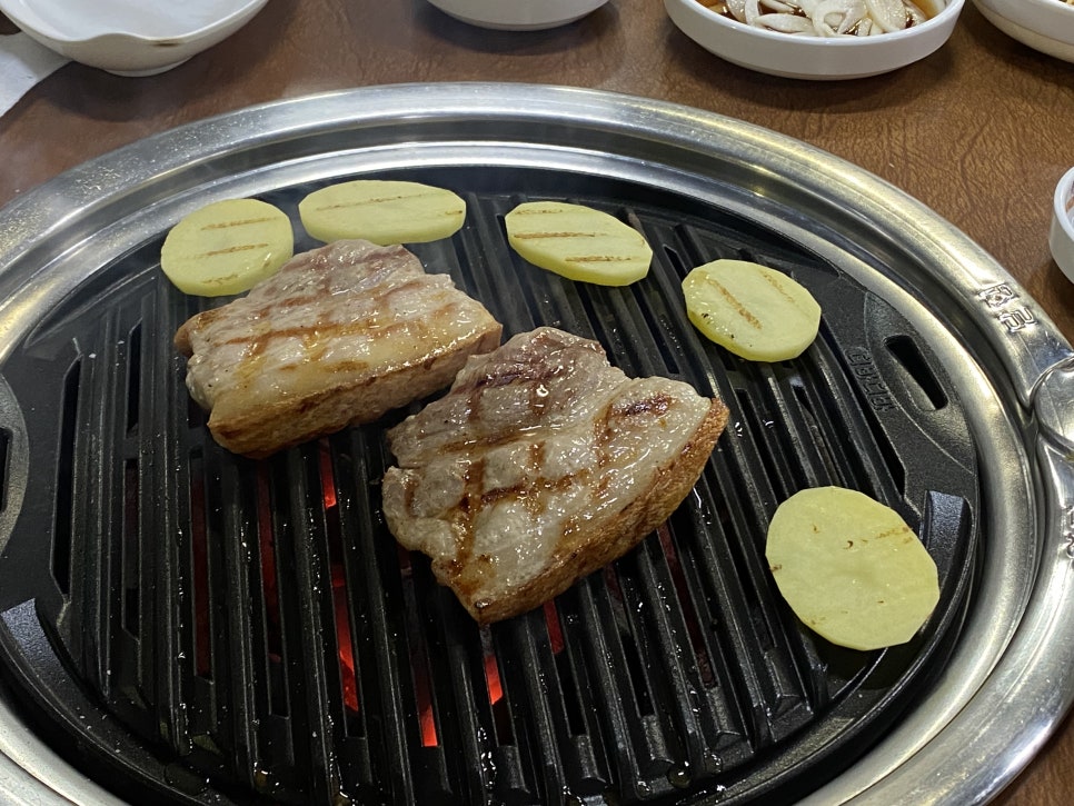 일월산숯불촌 이미지