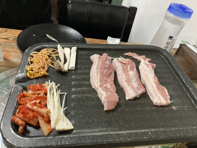 만리포똥돼지 이미지