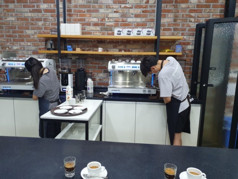 비전월드평생교육원 이미지