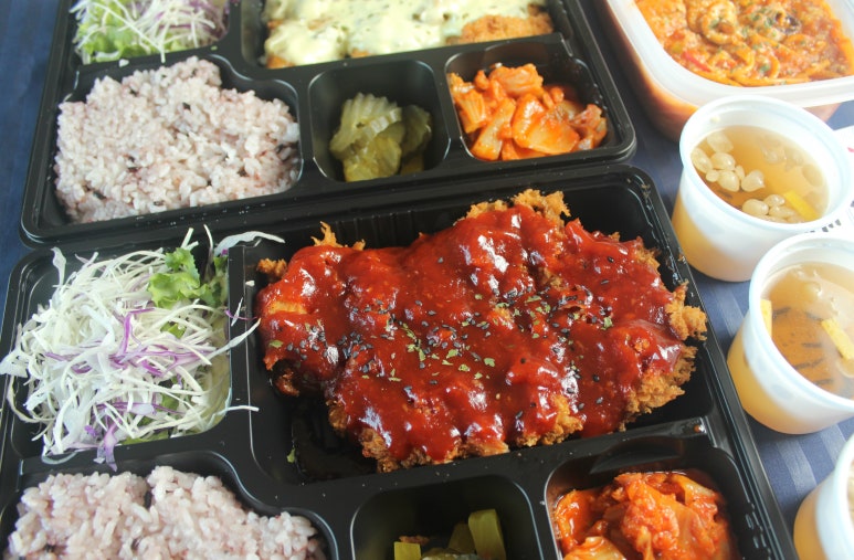 돈친 이미지
