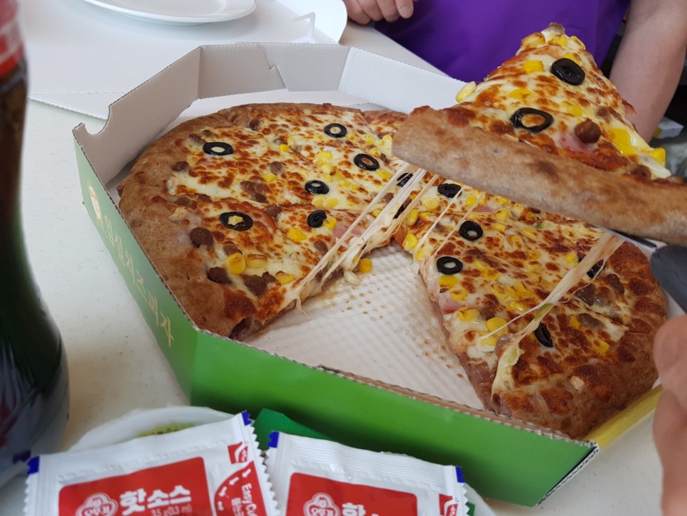 수타송임실치즈피자 이미지