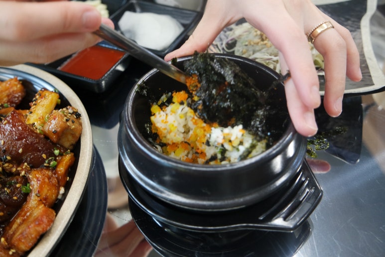 맛보는족족 이미지
