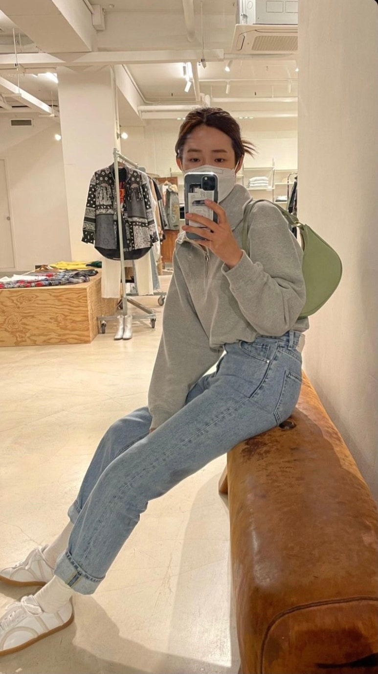 그레이(Grey) 이미지