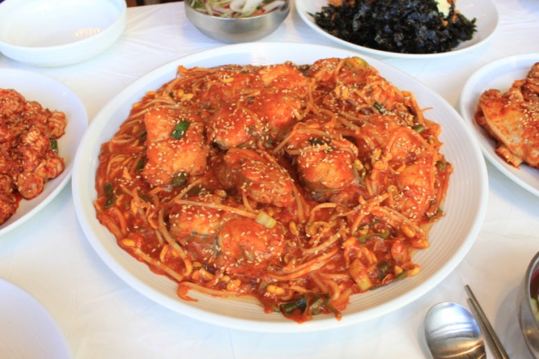 평화아구찜 이미지