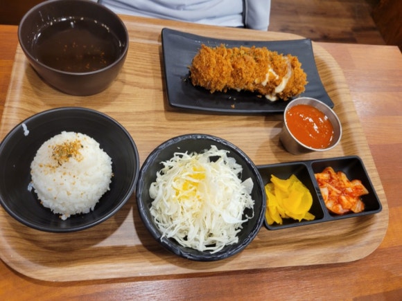 차차돈까스 이미지