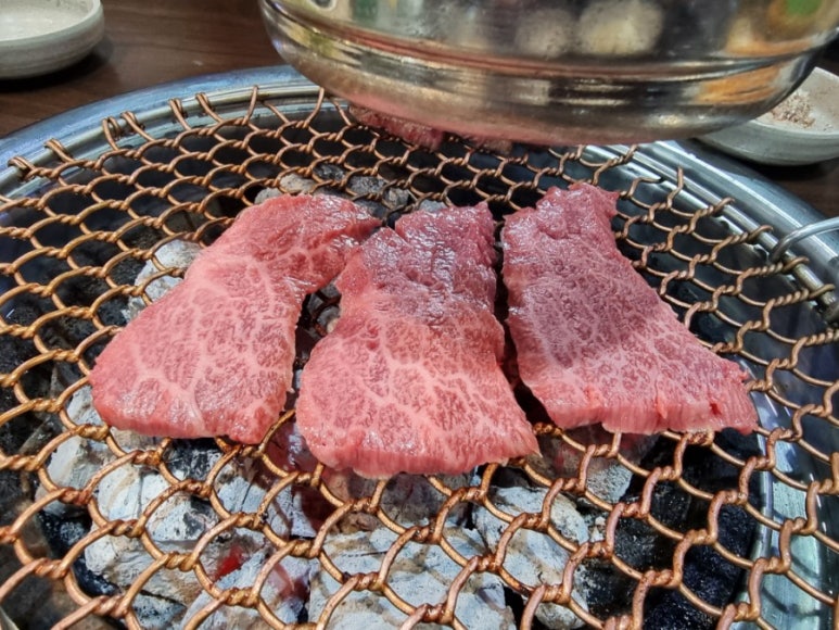한우생각정육 이미지