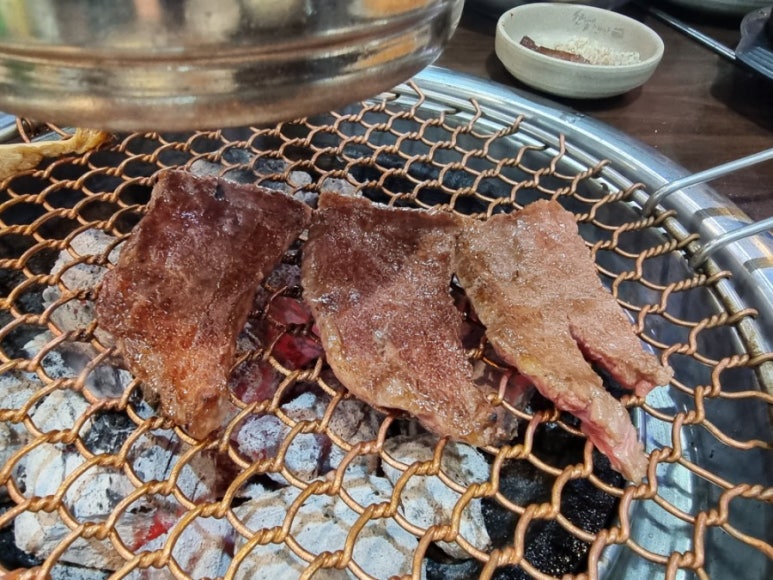 한우생각정육 이미지