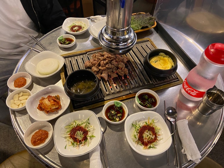 연탄닭발구이 이미지